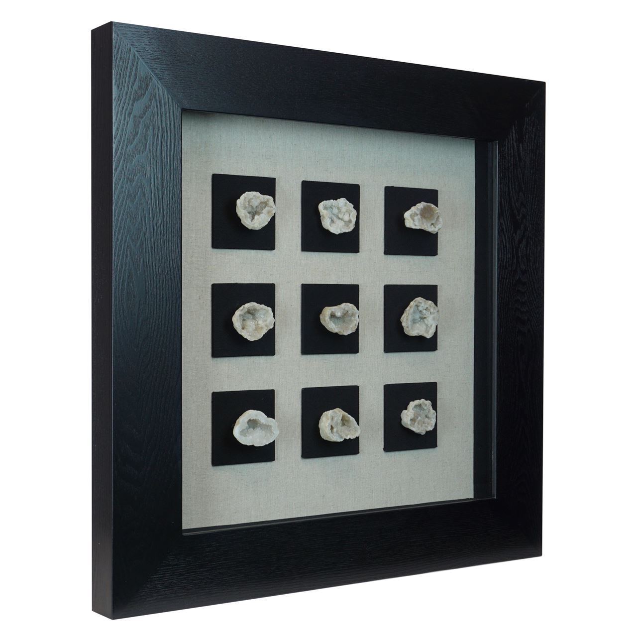 Huji Home Products. Natural Quartz Geode Shadow Box Wall Décor (MS22905) 23.62" L x 23.62" H