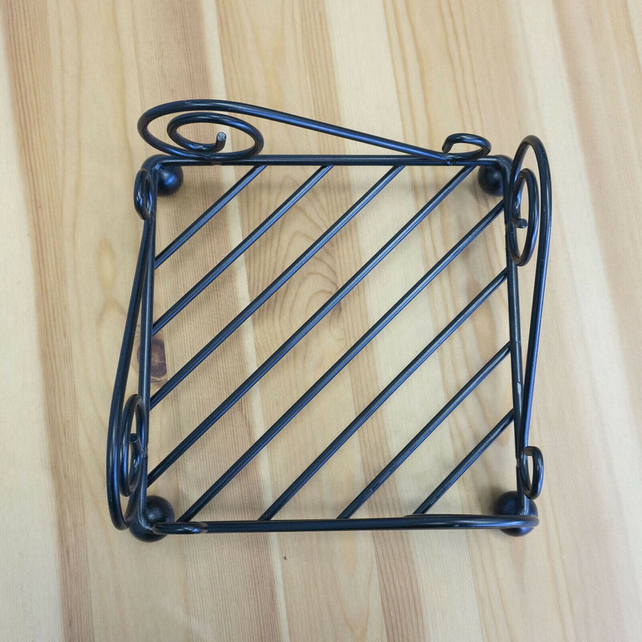 Huji Home Products. HUJI Flat Horizontal Napkin Holder With Modern